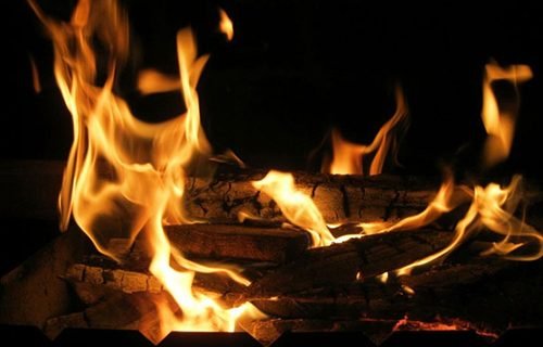 Pandit for Last Rites