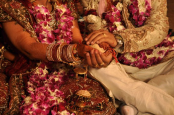 Traditional Hindu Weddings Vs Arya Samaj Marriage